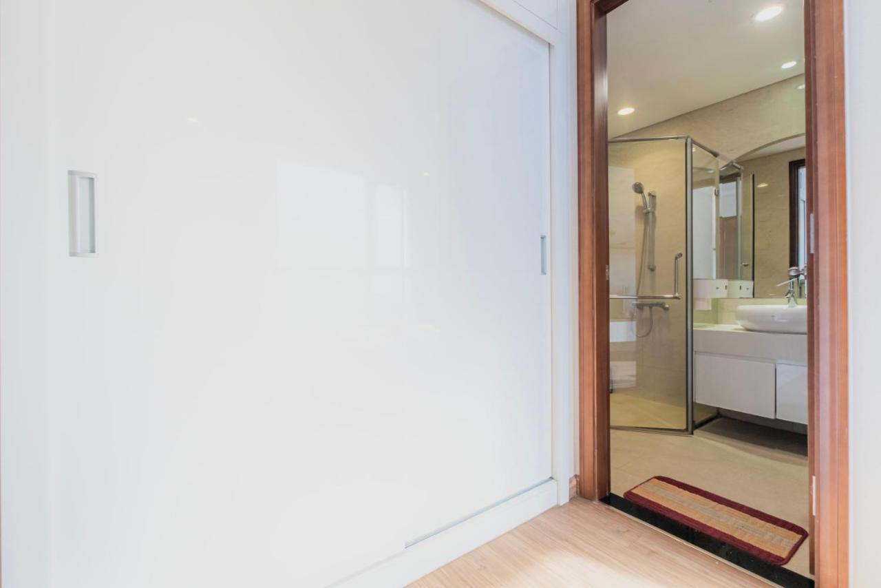 Mott Haven Apart - Vinhomes Central Park, Landmark 81 Area & Ice Rink Ho-Chi-Minh-Stadt Exterior foto